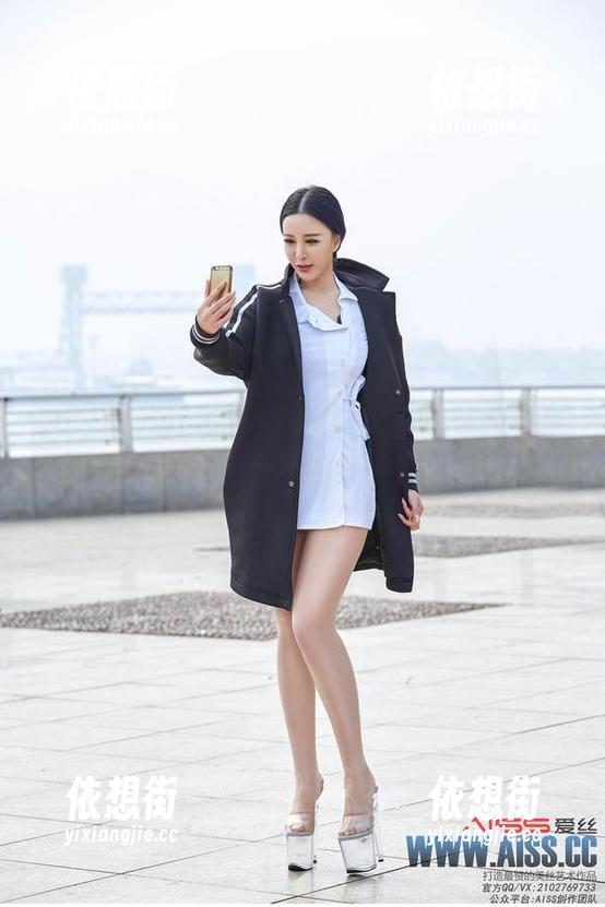 AISS爱丝(黄金版) - 翻开亚美依的天使全集，期待与她的每一次凝视…