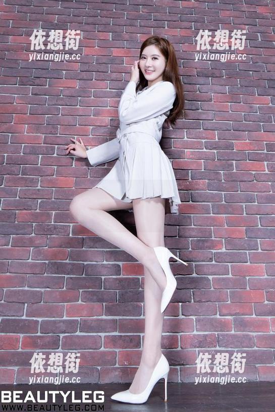 Beautyleg-Kiki Beautyleg - Kiki的肉丝日记,图包里没有光只有影!