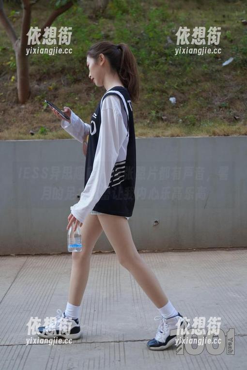 IESS异思趣向 - 每张照片都有声音，馨月的足之芭蕾让我内心乐高乐高