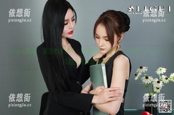 Ligui丽柜 - 海边的奈沐子：什物清单—裙子、沙滩球，和100张拍去美颜的合集！