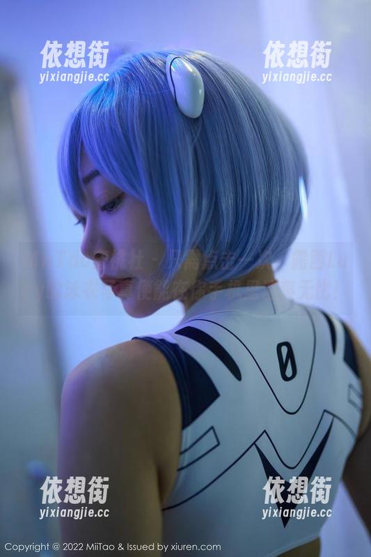 MiiTao蜜桃社-露西Lucy MiiTao蜜桃社 - 只需点击一次,露西Lucy的泳衣写真便能在你手机里清爽无比!