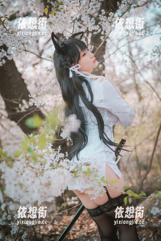 Mimmi(밈미)的白丝写真精选——我敢打赌，越看越想变成白丝里的她！