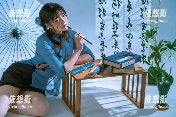 撸回家！Natsuko夏夏子那张艾吉尔金龙腾祥云的在线原图实在太抢眼了