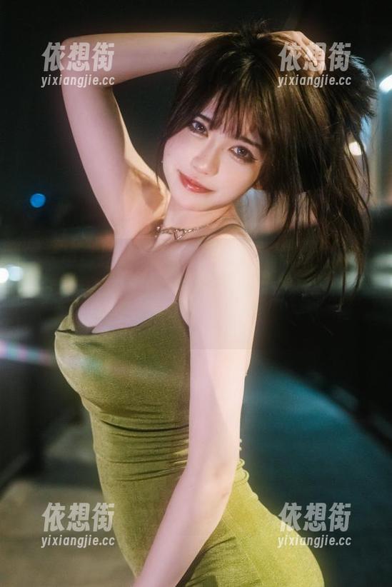 照片早已拍好，Tina很妖孽呀却想着“要把这古风cos继续演下去，直至成为经典”！