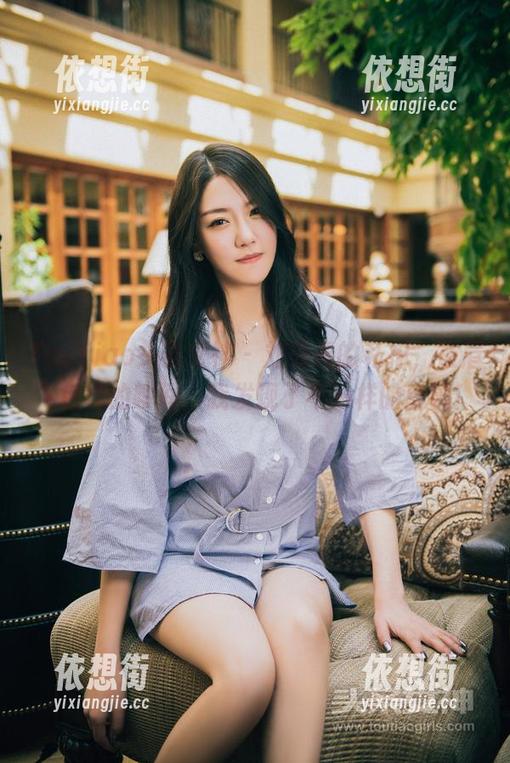 TouTiao头条女神 - 刘瑾希的私拍，在眉飞色舞的瞬间，我发现了不一样的自己！