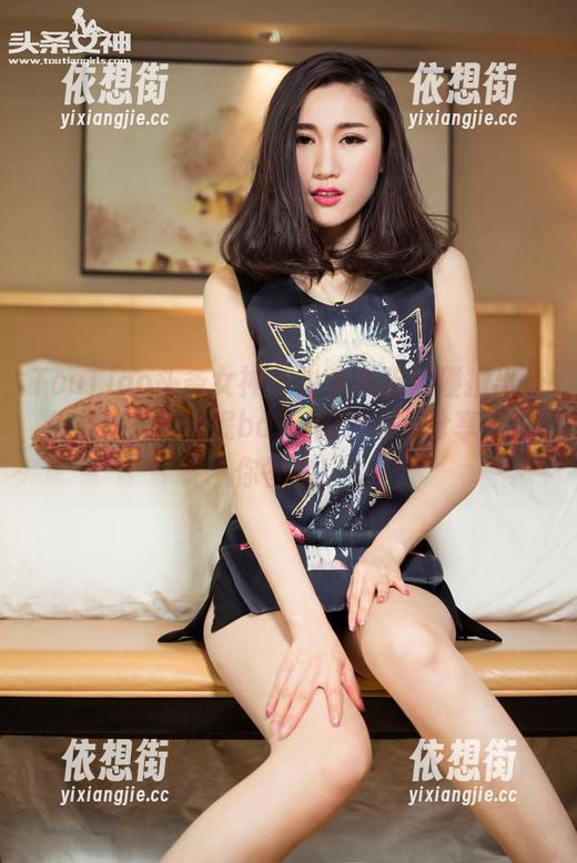 TouTiao头条女神 - 少女和猫能碰撞出什么火花？杨漫妮baby的作品集分享来给你答案！