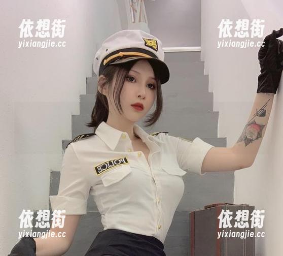 Vams子 Vams子穿全套女警的日常,真的是‘听说上班能遇到美丽’啊!
