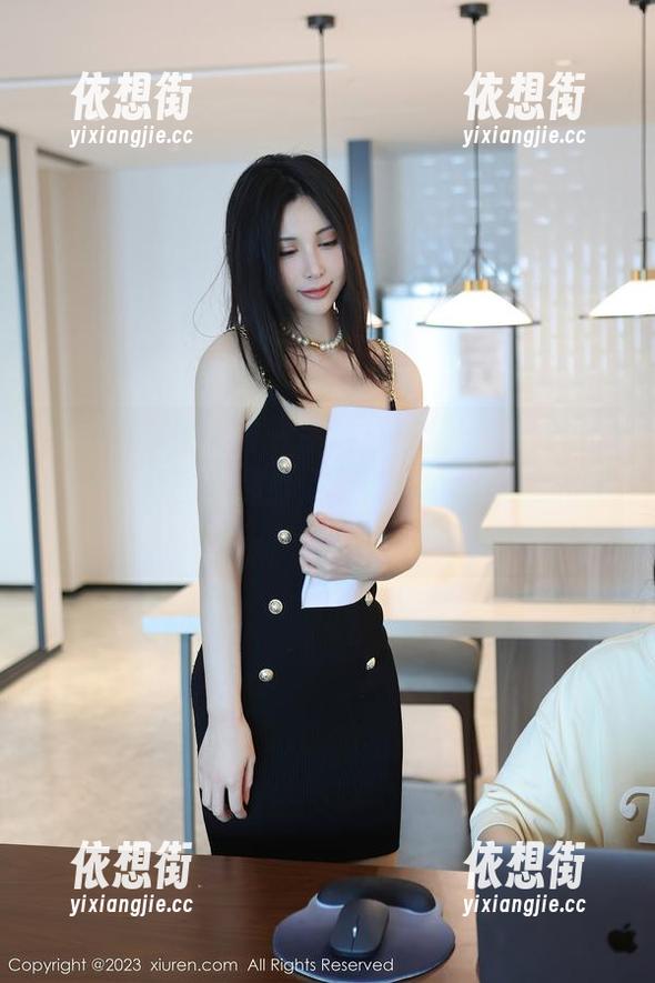 Xiuren秀人网 - 瞧瞧江淑影river的连体衣，原图里那身姿，照片直逼模特界啊！