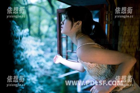 partycat轰趴猫-Ellie艾栗栗 partycat轰趴猫 - Ellie艾栗栗的婚纱:哇,原图那么养眼,套图也太过分了吧。