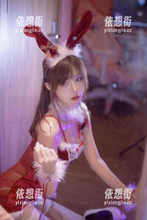 精选图片：余多多Dudu变身紫皇女，诱惑力警报，别说我没提醒你！
