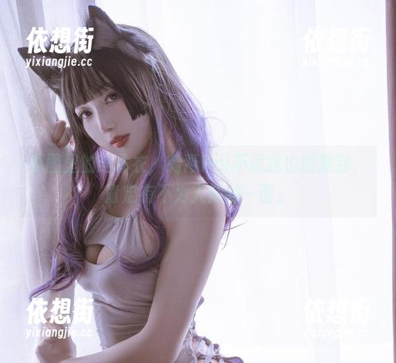 原图里的连体衣，刺青Poi不说我也能猜到，肯定有不为人知的一面。