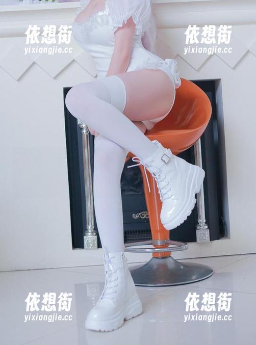 千夜未来 看啊,千夜未来又一波御姐美图更新,仿佛时间都为她停下来了,各种赞成!