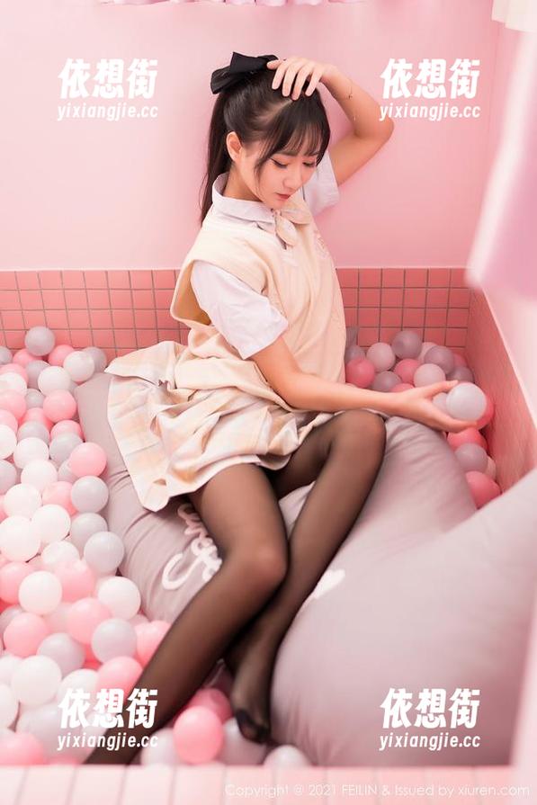 嗲囡囡 - 这不快来围观！江念鱼超高清白裙写真，裙子比我的人生更精彩！