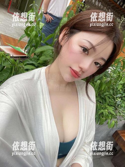微密圈 - 全套奶宝妹纸，熟女身姿与活泼的碰撞