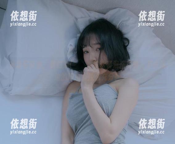 最新写真集，姜仁卿(강인경)和泳装混搭攻略，不去海边的理由都辣么充分！