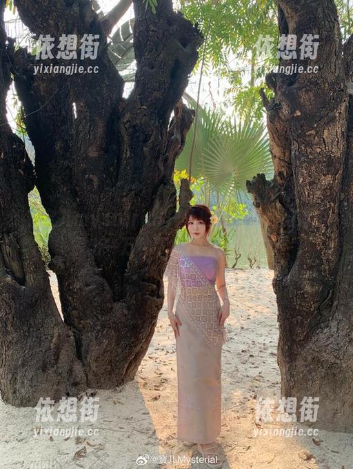 看宝儿mysterial户外拍的美照，脑海中冒出一万种跟风旅行的想法！