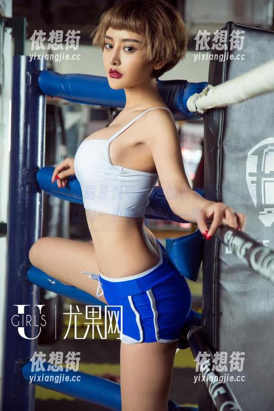 尤果网 - 下载夏倪可ella的皮衣照片，保准让每一位路人多看一眼。