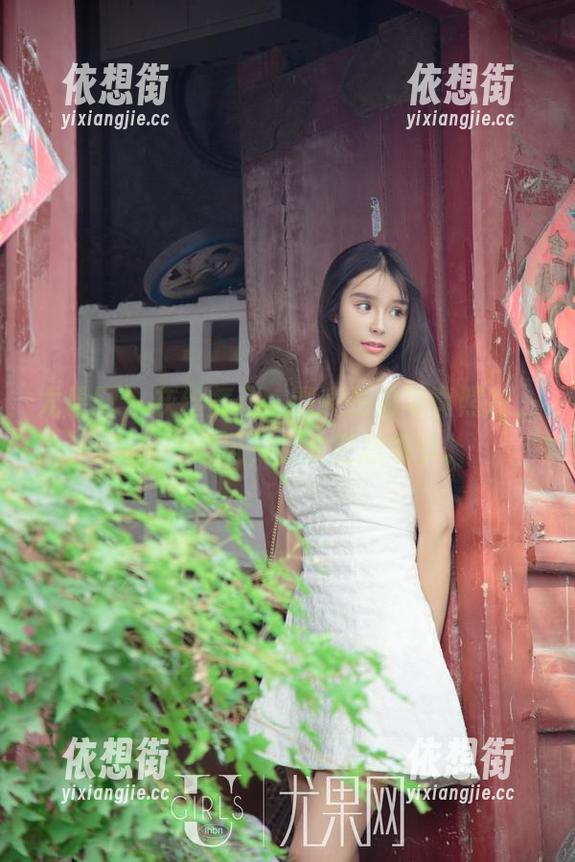尤果网-谭晓彤 尤果网 - 灰丝舞动,谭晓彤的写真照片,就像一阵风,别太在意细节。