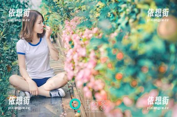 推女神 - 这谁顶得住啊？莫雅淇修女图包更新，撩得一手好牌