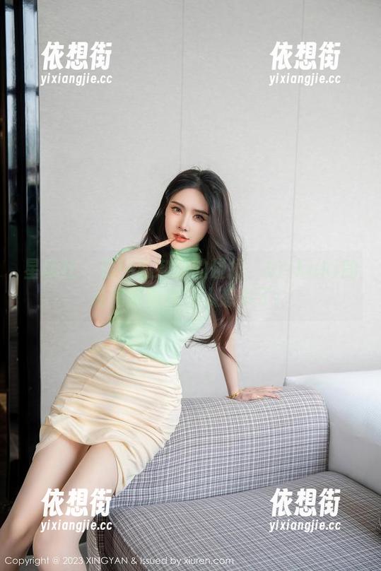 星颜社 - 清纯和刺激的碰撞：Erikaki的私房美图真让人想多了！
