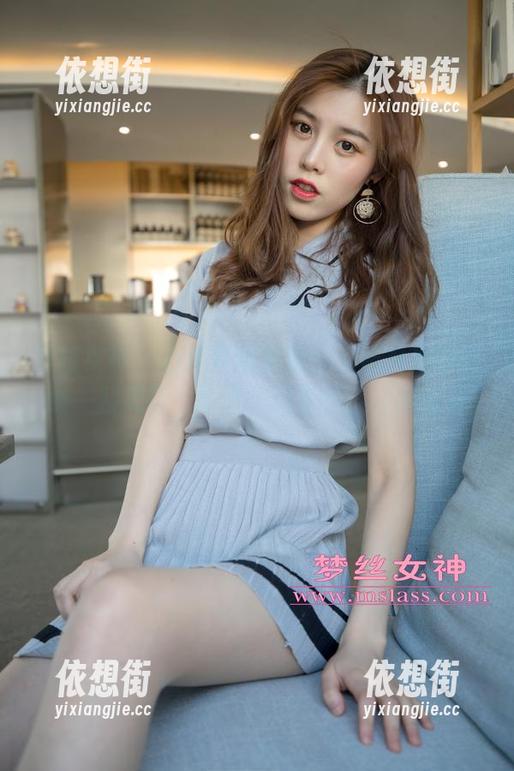 梦丝女神-璇璇 梦丝女神 - 小黄鸭帽狠吸引,照片里的璇璇一脸无辜,哈哈,真有趣!(原图)