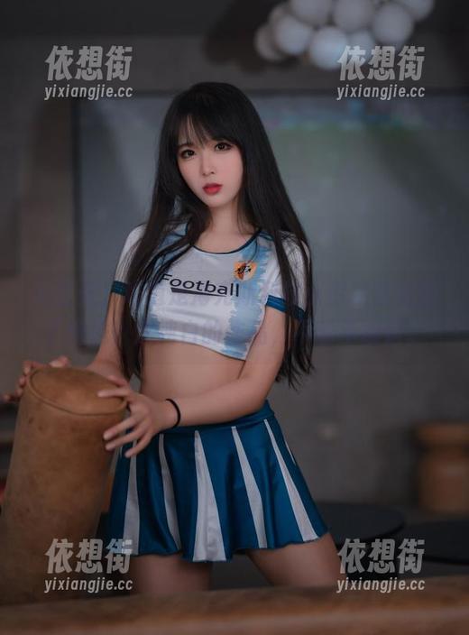无圣光，难道是海克斯科技小蛋糕偷偷施了魔法？这纯白的作品，不看不敢信。