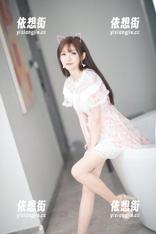王羽杉化身兔女郎，快来下载这些让人捧腹的套图吧。