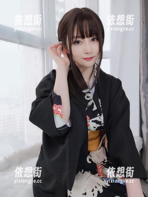 白银81私拍原图直击，轰龙少女的魅力在哪里边看边想！