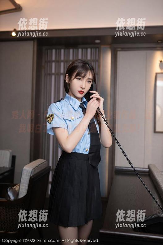秀人网-Elise谭晓彤 秀人网 - Elise谭晓彤的职业装作品,让我明白了职场也可以偶尔发发光嘛!