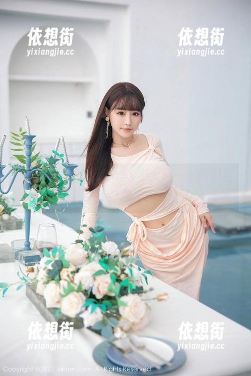秀人网 - 周jojobaby出大招——透明福利图片，转身就被吸引住了。