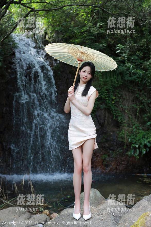 秀人网 - 婚纱图集的灵魂舞者：大琪琪Emily总是能找到让人捧心的姿态