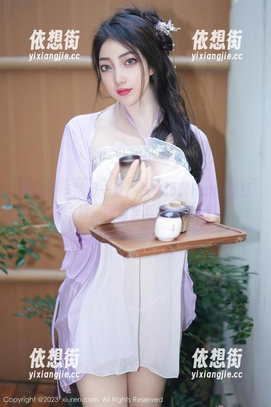 秀人网 - 姑且一看，从小海臀Rena到红裙，网盘里真够花样
