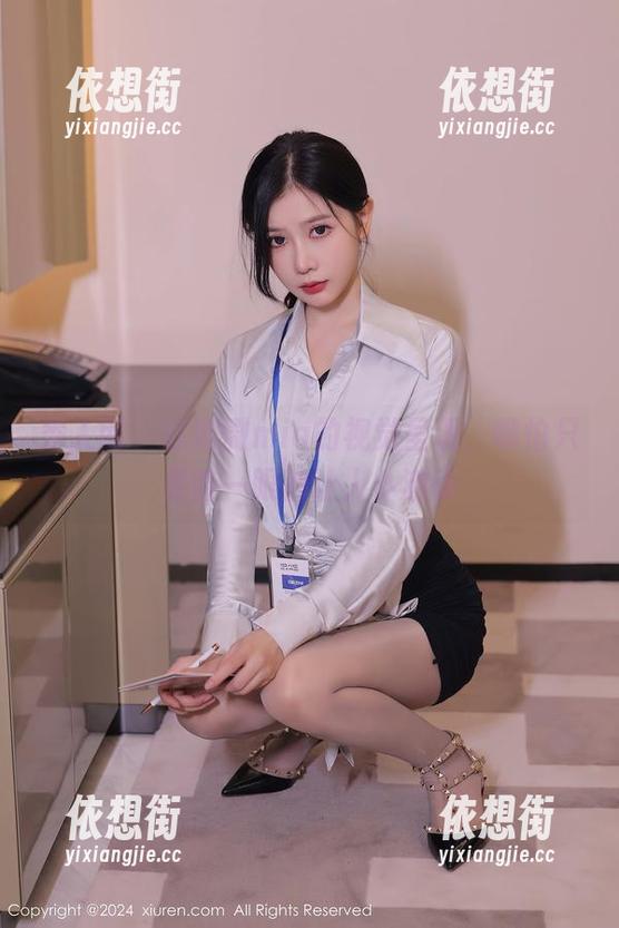秀人网 - 徐微微mia的视觉呈现，哪怕只是瞥一眼都让人小激动