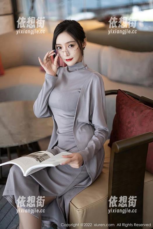 秀人网 - 王心怡户外写真，免费下载，完全不怕被别人追着问这是哪儿拍的。