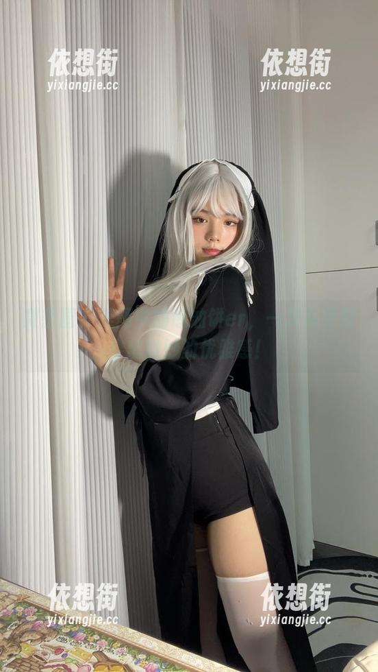 微密圈 - 美图中的葱油饼er，一双高跟鞋穿出微妙的优雅感！