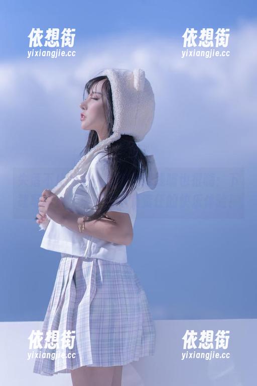 失落不止兔兔，过期米线线喵也很嗨：下载写真集，来一场不负责任的快乐体验！