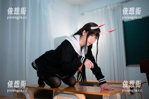 里见年一清纯写真集，忍不住想咕咕叫！