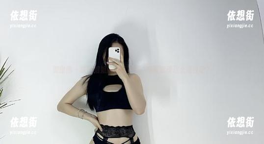 微密圈 - 铁锤姐姐的白裙系列，写真就该这么随性吧？