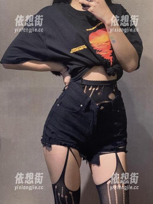 微密圈 - 独家原图：陈佩奇的天台之夜，资源多到停不下来！
