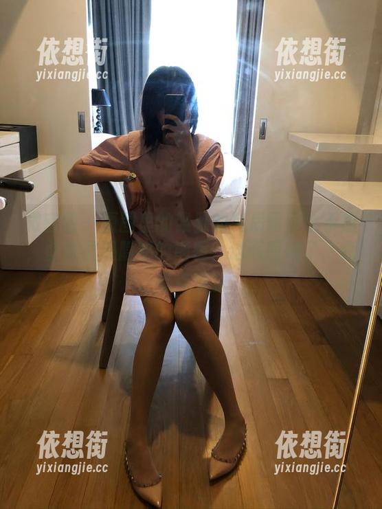 雅雅的气质呀 微密圈 - 原图里的雅雅的气质呀穿水手服,壁纸展现隐秘的颠覆,这画面绝了,我有点懵。